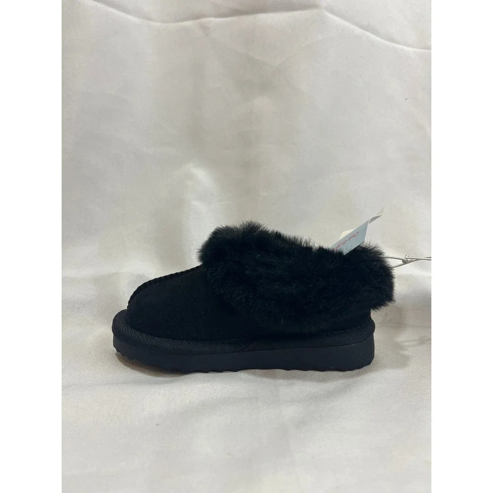 Cat & Jack Toddler Girls Black Faux Fur Trim Suede Slippers Size 7 NWT